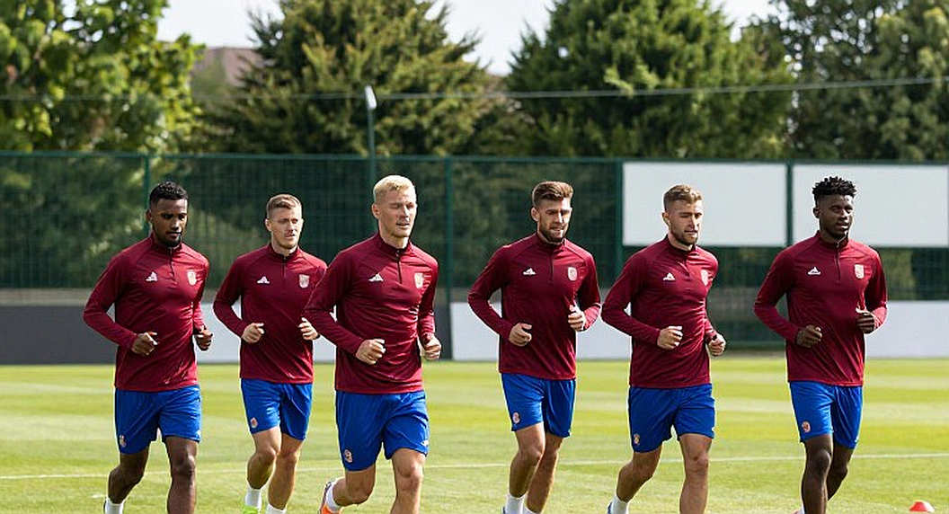 Anatomy of a Deal That Never Happened: Inside the Nervous System of the Transfer Market Anatomy of a Deal That Never Happened: Inside the Nervous System of the Transfer Market