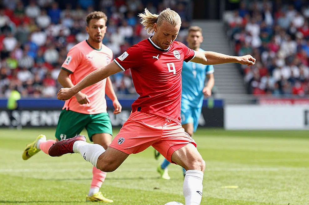 Conte và bảng tỷ lệ 3.50: Khi thị trường tự nhận mình sai đến hai phần ba