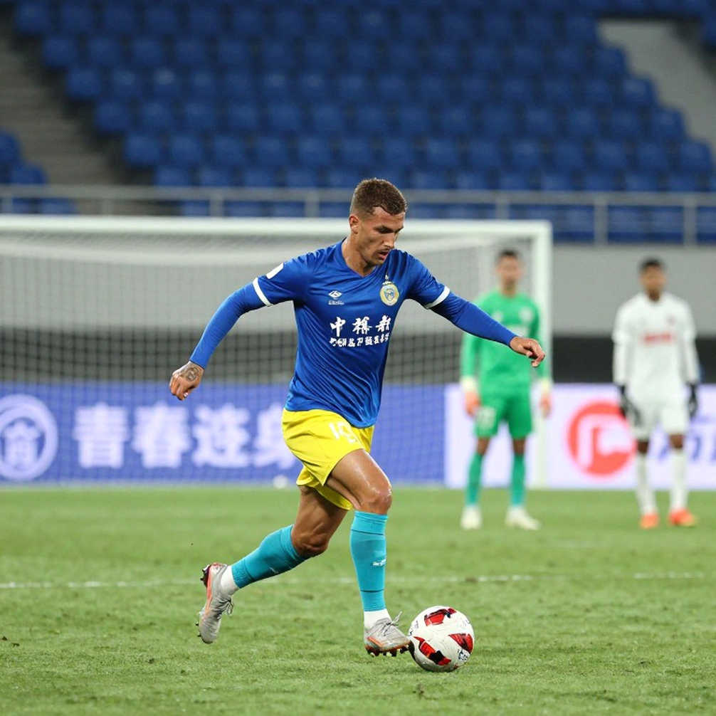 Giữa kỳ chuyển nhượng V.League: đọc quỹ lương, điều khoản giải phóng và áp lực lên người trở lại Giữa kỳ chuyển nhượng V.League: đọc quỹ lương, điều khoản giải phóng và áp lực lên người trở lại