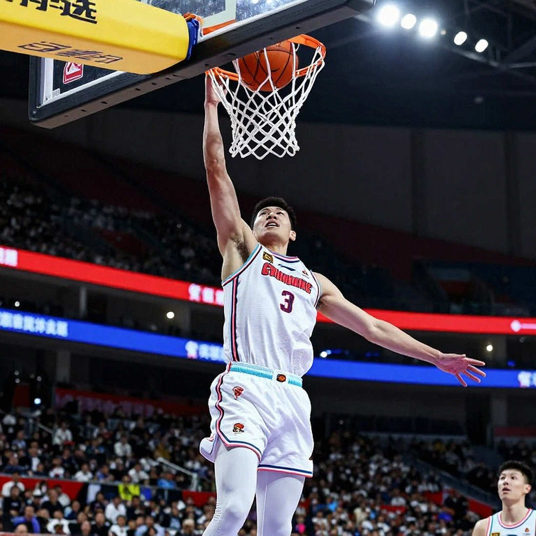 Tyler Dorsey và bài toán hợp đồng 2027: Khi Olympiacos giữ chân một ‘tài sản quý giá’ giữa lòng thị trường Hy Lạp