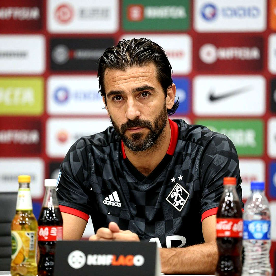 UEFA phá vỡ truyền thống: Champions League mở rộng lượt trận đầu tiên thành 3 ngày