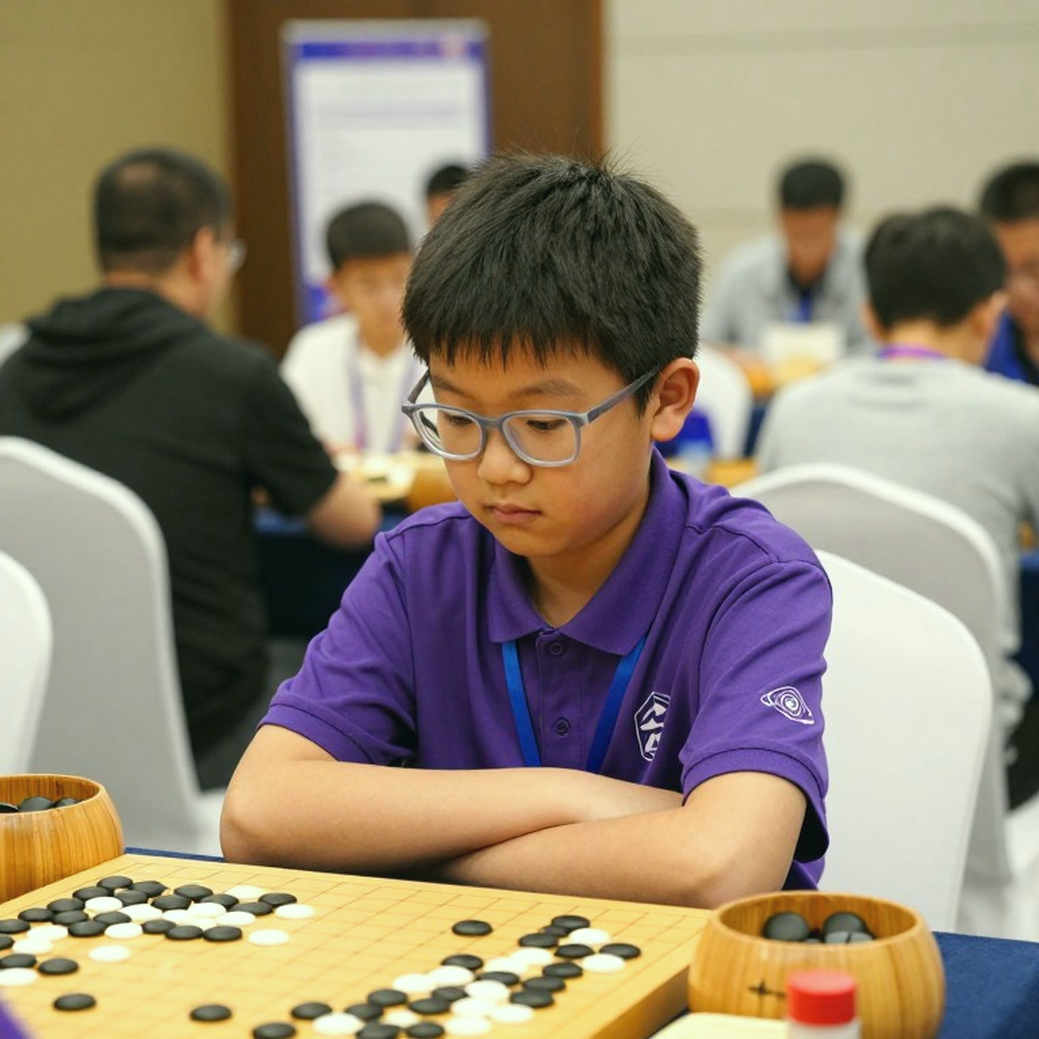 9...a5 trong Phòng thủ Ấn Độ của Vua: Lối thoát thực dụng cần được kiểm chứng 9...a5 trong Phòng thủ Ấn Độ của Vua: Lối thoát thực dụng cần được kiểm chứng