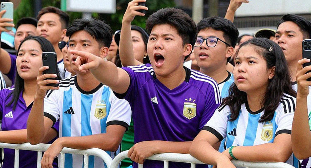 Kỳ chuyển nhượng V.League: thủ môn được trả giá cho cú phát bóng, không phải cho phản xạ