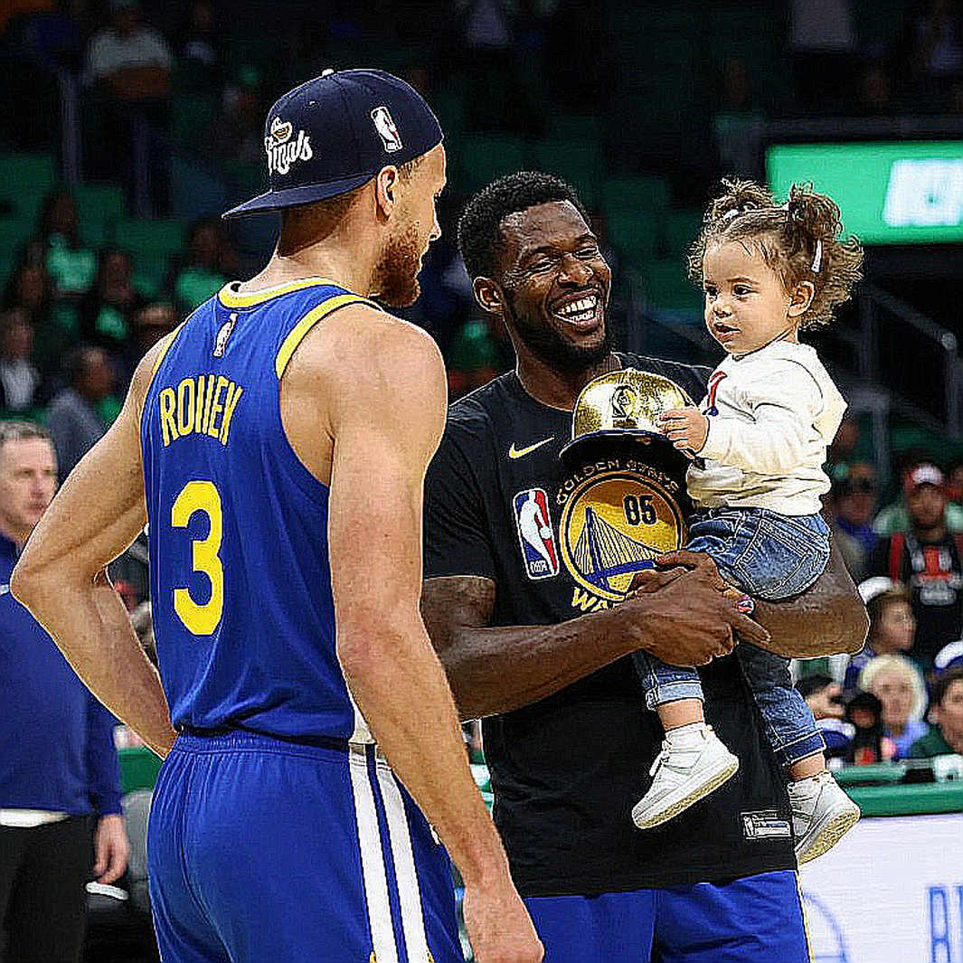 Chuyến du đấu Trung Quốc của Dallas Mavericks và lời khai không thể dối trá của một tân binh