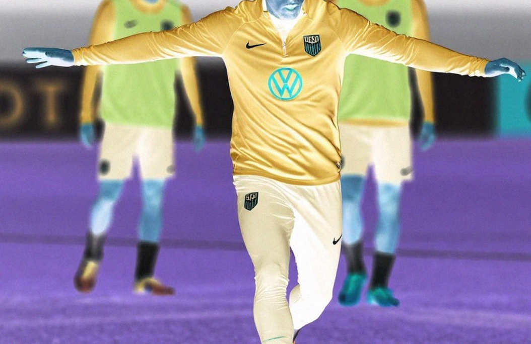 The 78th Minute in Dong Nai: Huynh Tan Sinh's Foul from Behind, the Double Sanction, and the Trust Gap at the Flag The 78th Minute in Dong Nai: Huynh Tan Sinh's Foul from Behind, the Double Sanction, and the Trust Gap at the Flag