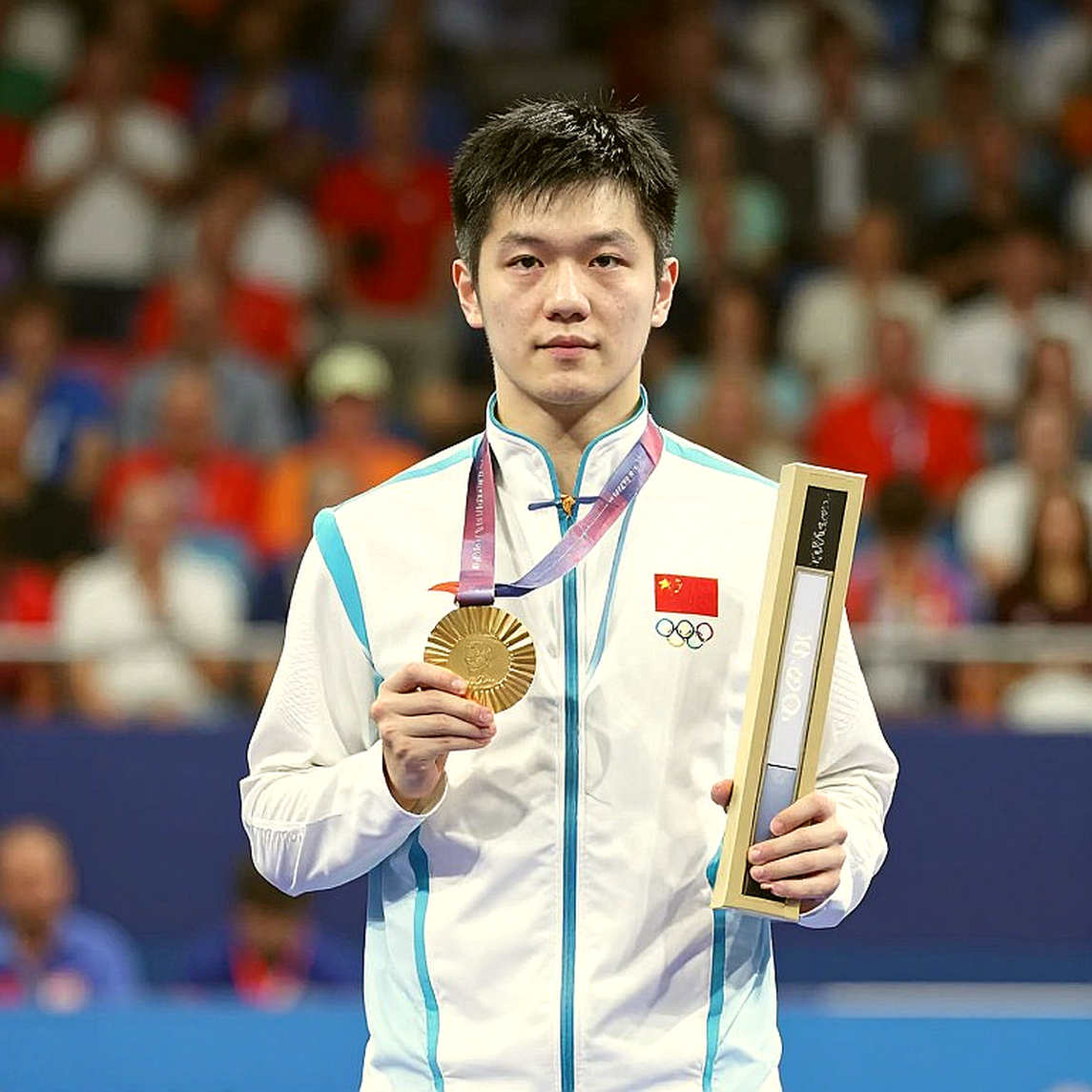 Rainham, chiếc bàn Butterfly và tầng trầm tích nước Anh trước London 2026